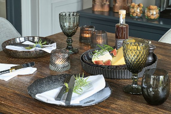 Decoration for a laid table - Must-haves for decorating